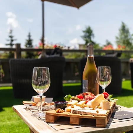 Au Chamois D'or By Les Etincelles 5*